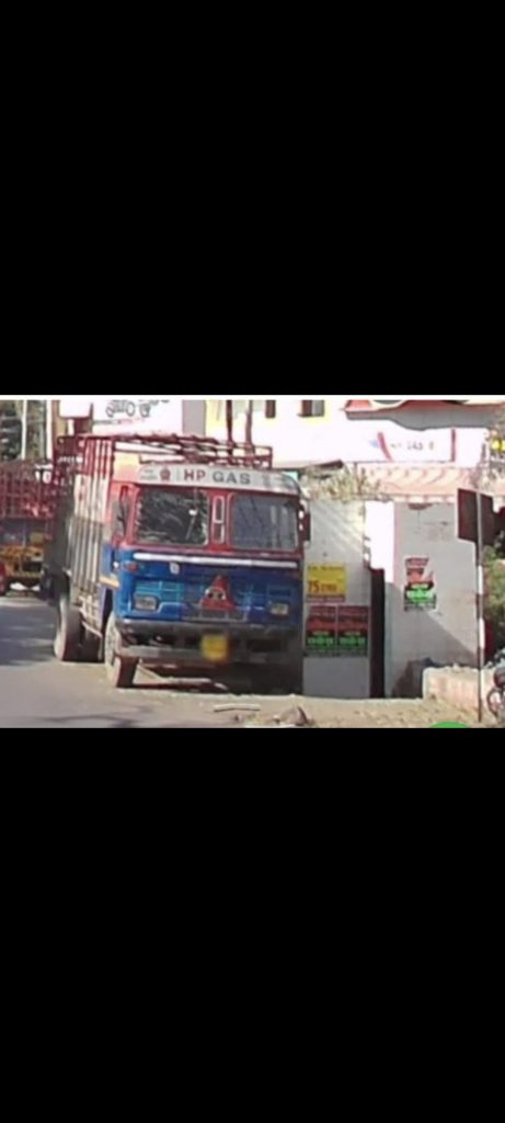 लाखो नागरिक, मोजकीच स्वच्छतागृहे; तळेगाव दाभाडेत प्रशासनाच्या उदासीनतेमुळे जनआक्रोश
