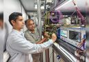 शास्त्रज्ञांनी सामान्य ऑप्टिकल फायबर क्वांटम कम्युनिकेशन चॅनेलमध्ये बदलण्यासाठी तंत्रज्ञान विकसित केले आहे