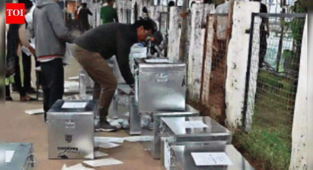 महाराष्ट्र नागरी निवडणुका: नवोदित इचलकरंजी सर्वाधिक ६९.८% मतदान; एकूण मतदान ६०% च्या जवळपास होण्याची शक्यता