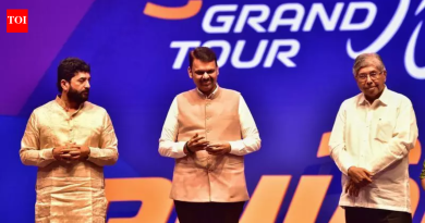 ‘नागरिकांचे प्रश्न सोडवण्यासाठी तुम्ही प्रयत्नशील रहा’: मुख्यमंत्री देवेंद्र फडणवीस यांनी पीएमसीमधील भाजप नगरसेवकांना पारदर्शक पद्धती पाळण्याचे सांगितले
