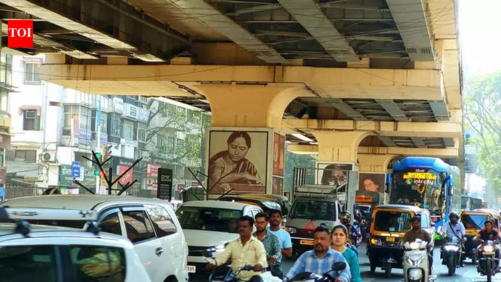 सायकलिंग इव्हेंटमुळे ट्रॅफिक मंदावल्यानंतर सिटी पेडल्सला विलंब होतो