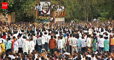 पत्त्यांवर मंत्रिमंडळ फेरबदल; अजित पवार यांच्याकडे असलेली खाती ठेवण्यासाठी राष्ट्रवादीने नेतृत्व शून्यावर सोडले पुणे बातम्या