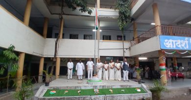 मावळ शिक्षण प्रतिष्ठानच्या आदर्श विद्या संकुलाच्या प्रांगणात  ७७ वा प्रजासत्ताक दिन उत्साहात साजरा