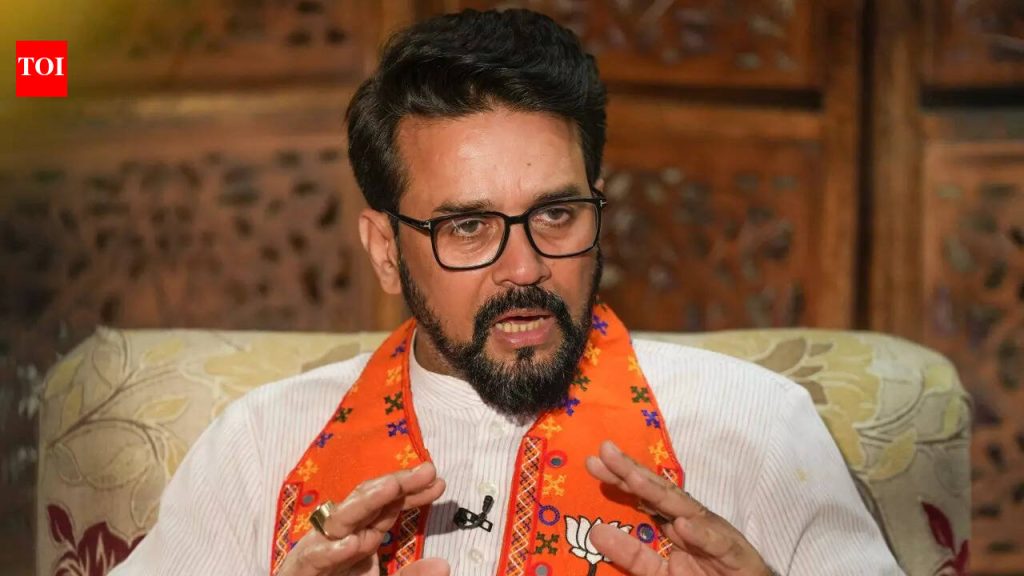 सर्वोच्च न्यायालयाने अनुराग ठाकूर यांना क्रिकेट प्रशासनात परतण्याचा मार्ग मोकळा केला आहे