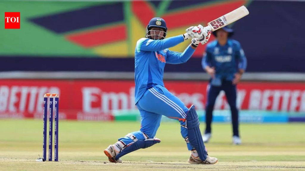 U19 विश्वचषक फायनल: वैभव सूर्यवंशी डिमॉलिशन जॉबमुळे आयुष म्हात्रेच्या भारताने सहावे विजेतेपद पटकावले