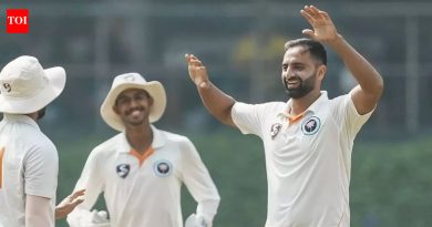 औकिब नबीच्या 12 विकेट्सने जम्मू-काश्मीरला रणजी ट्रॉफीच्या उपांत्य फेरीत प्रवेश दिला