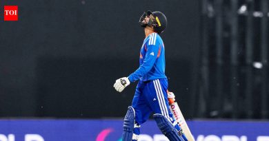 ‘थोडा वेळ’: T20 विश्वचषकातील खराब फॉर्ममध्ये रवी शास्त्री यांनी अभिषेक शर्माला सल्ला दिला