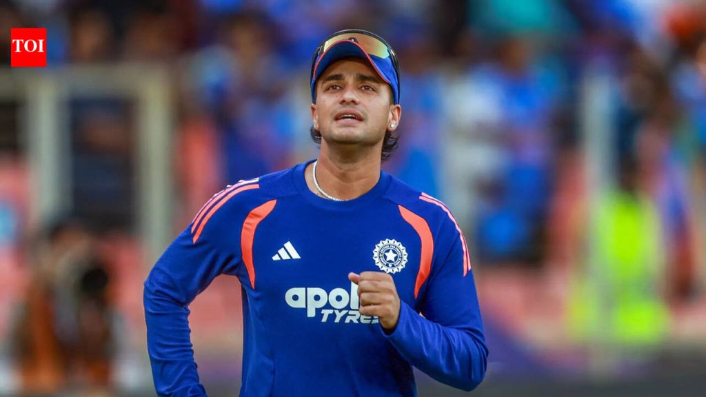 अभिषेक शर्माला वगळणार? T20 विश्वचषकाच्या खराब फॉर्ममध्ये भारतीय प्रशिक्षकाने नवीन प्रवेश दिला
