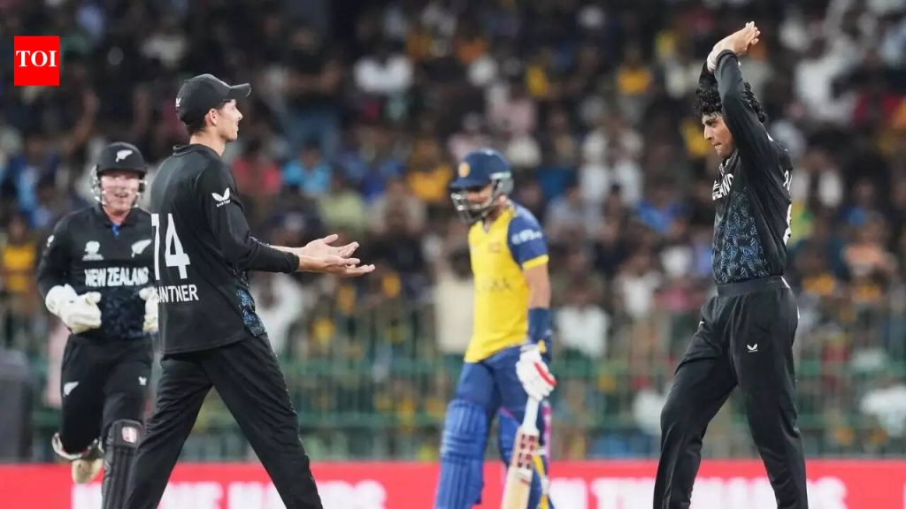 T20 विश्वचषक: मिचेल सँटनर आणि रचिन रवींद्र यांनी श्रीलंकेचा पाडाव केला, न्यूझीलंडला उपांत्य फेरीच्या शोधात ठेवले