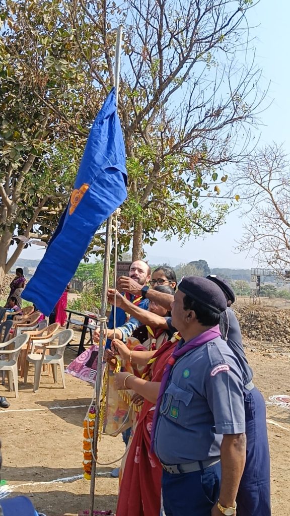 नगरपरिषद शाळेत स्काऊट-गाईड मेळावा उत्साहात संपन्न