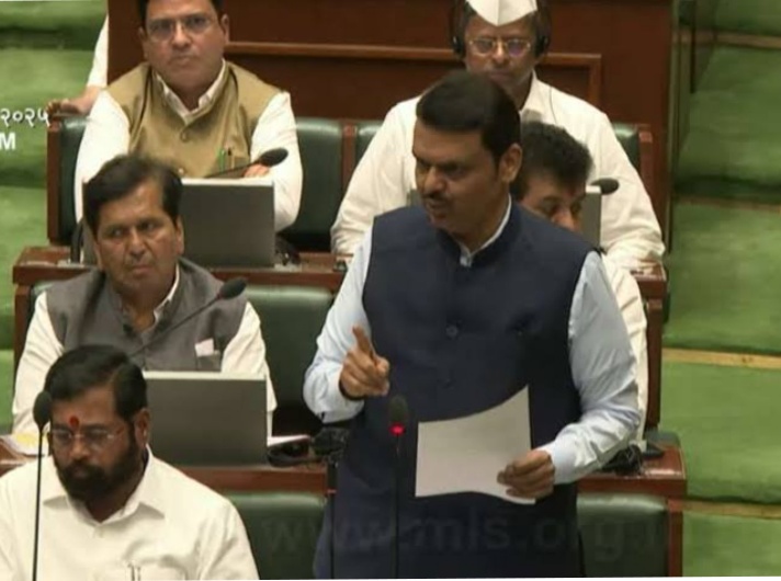 ड्रग्स तस्करांना मकोका चा चाबूक विधानपरिषदेत मुख्यमंत्र्यांची धडाकेबाज घोषणा