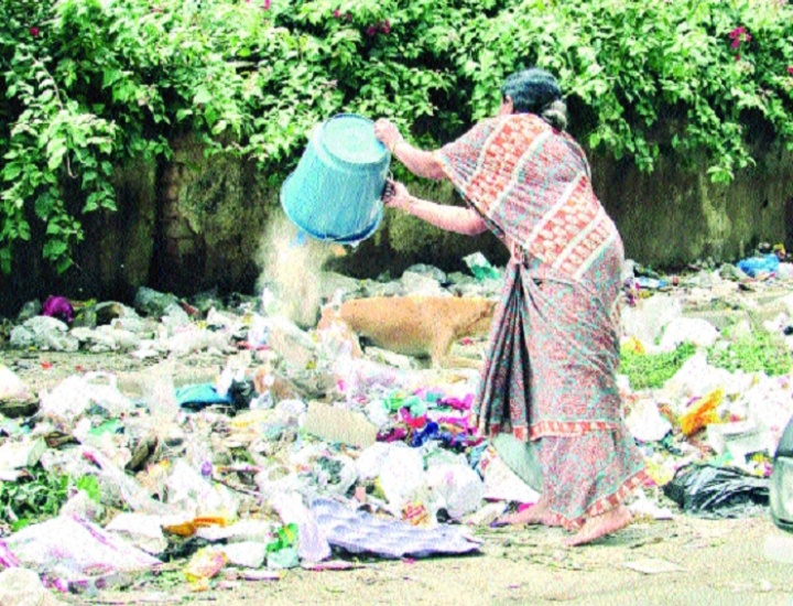 तळेगाव दाभाडेत उघड्यावर कचरा टाकणाऱ्यांवर भरारी पथकांची राहणार करडी नजर