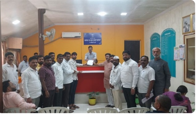 चिखला घटनेचा तीव्र निषेध अखंड मराठा समाज मावळ चे तहसीलदारांना निवेदन