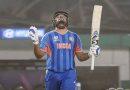 ‘दुखी मत हो भाई’: रोहित शर्माची मिठी, चार शब्दांनी संजू सॅमसनचा विश्वचषक बदलला – पहा