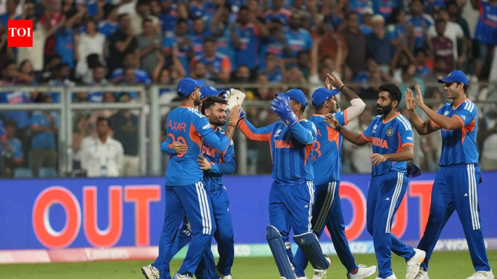 499 धावा आणि 34 षटकारांच्या जोरावर भारताने इंग्लंडवर मात करून T20 विश्वचषकाच्या फायनलमध्ये प्रवेश केला