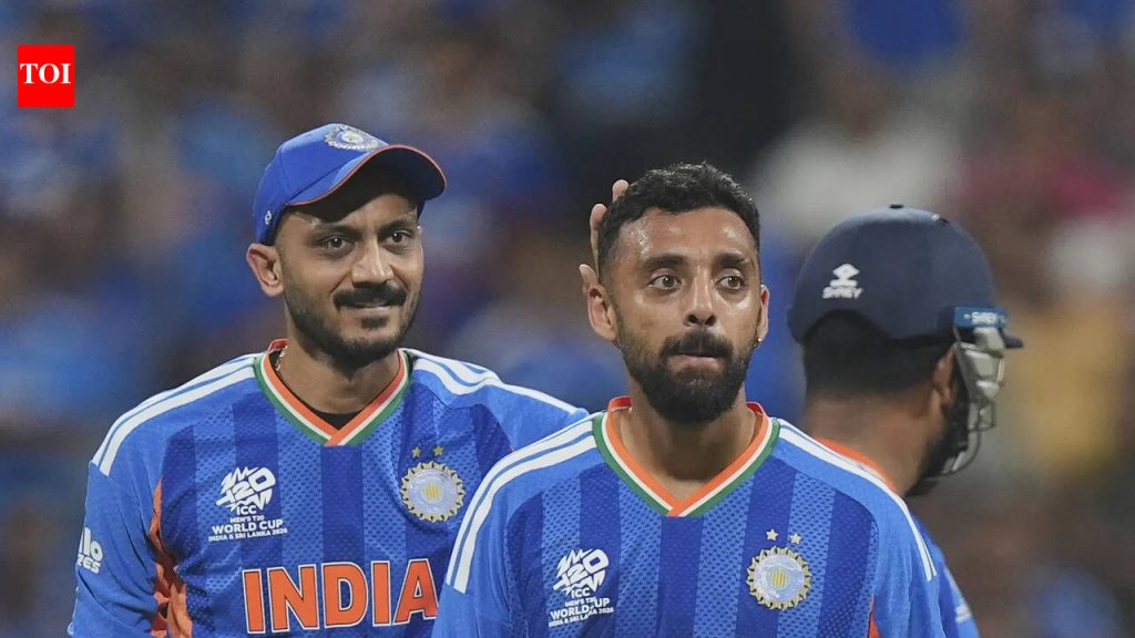 ‘तुम्ही एक्स-फॅक्टर आहात, स्वतःवर विश्वास ठेवा’: अक्षर पटेलने टी-20 विश्वचषक फायनलपूर्वी वरुण चक्रवर्तीला पाठिंबा दिला