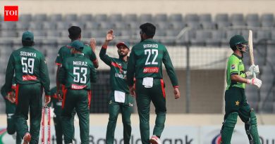 PAK vs BAN: T20 विश्वचषकातील पराभवानंतर, पाकिस्तान बांगलादेशविरुद्ध पत्त्याच्या गठ्ठाप्रमाणे कोसळला.