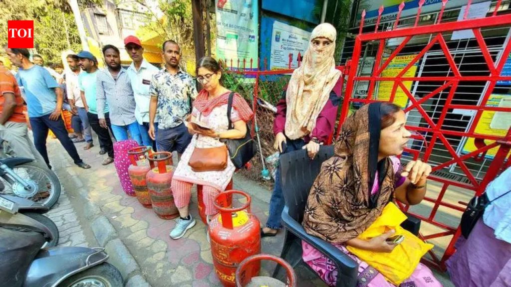 OTP-केवळ LPG सिलिंडर वितरण, पुणे जिल्हा प्रशासनाने 96 तासांची मुदत लागू केली आहे