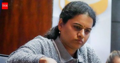 कोनेरू हम्पीने सुरक्षिततेच्या कारणास्तव महिला उमेदवारांकडून माघार घेतली