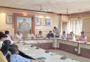 पाणीपुरवठय़ाची आश्वासने न दिल्याने बिल्डरांवर कारवाई करण्याची मागणी महापालिकेच्या रहिवाशांनी केली आहे