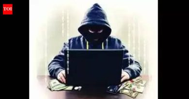 चाइल्ड पोर्नोग्राफी, मनी लाँडरिंग प्रकरणात सायबर चोरट्यांनी अटकेची धमकी दिल्याने पुणे मेट्रोच्या निवृत्त अधिकाऱ्याचे 40 लाख रुपयांचे नुकसान