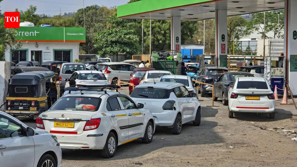 पुण्यात MNGL ने CNG च्या दरात पुन्हा वाढ केली पुणे बातम्या