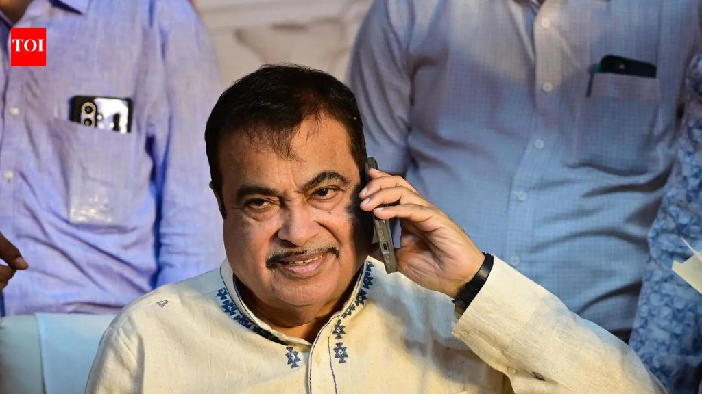 विमान इंधन टंचाईमुळे नागपुरातून पाच उड्डाणे सुरू होतील: नितीन गडकरी