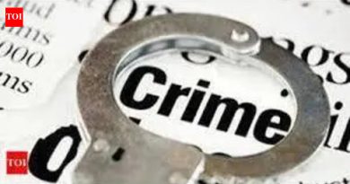 पोलीस हवालदाराला धमकावल्याप्रकरणी दुचाकीस्वारावर गुन्हा दाखल