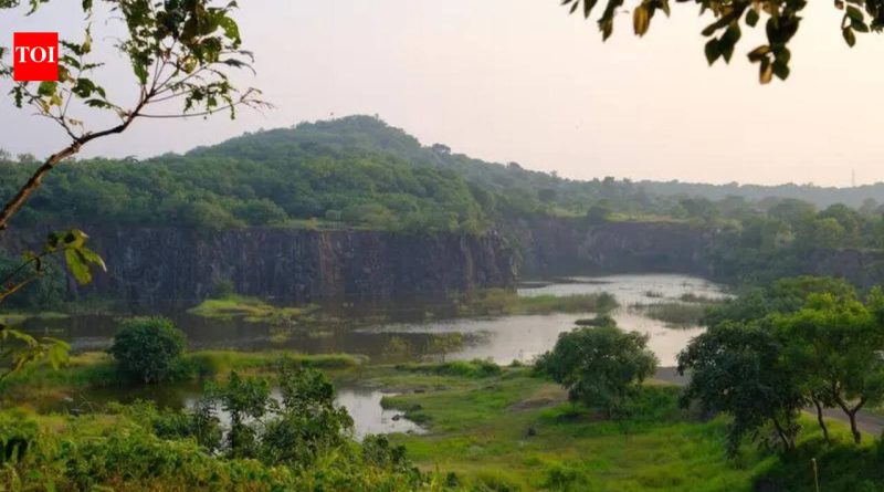 4-5 मिनिटे वाचवण्यासाठी, एक प्रस्तावित रस्ता धोकादायक वेताळ टेकडी