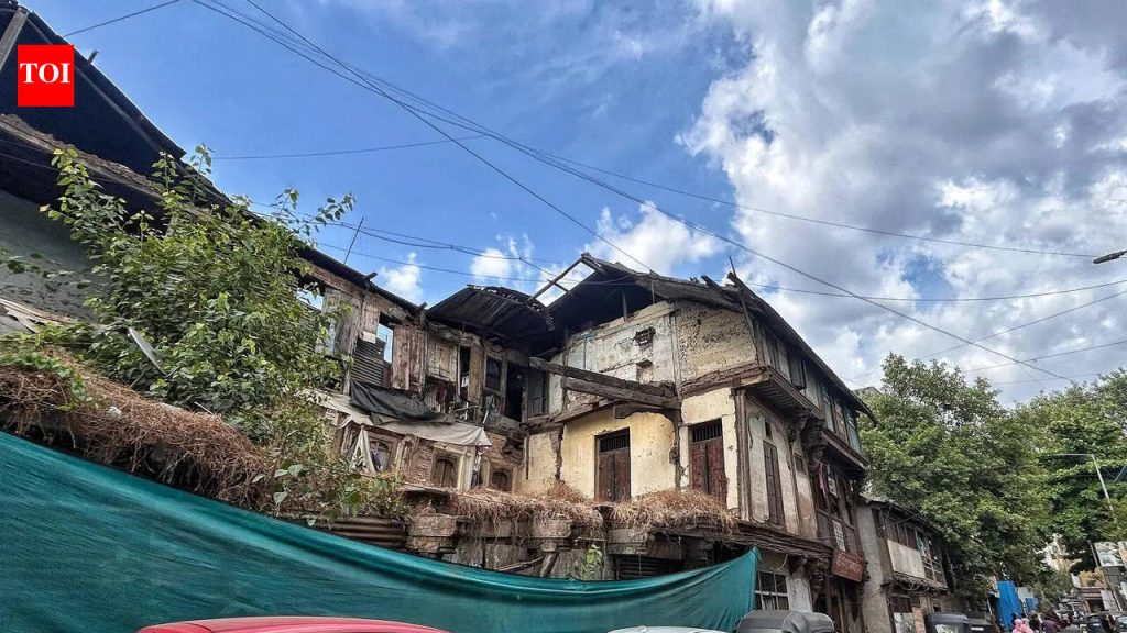 पावसाळ्यापूर्वी जागा रिकामी करा, पीएमसीने 36 जीर्ण वाड्यांच्या रहिवाशांना सांगितले