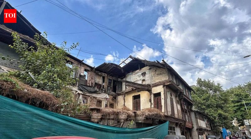 पावसाळ्यापूर्वी जागा रिकामी करा, पीएमसीने 36 जीर्ण वाड्यांच्या रहिवाशांना सांगितले
