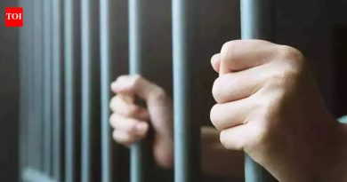 तुळापूरजवळील बंगल्यात तासाभराच्या पार्टीचा पोलिसांचा भंडाफोड