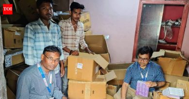FDA ची बेकायदेशीर अंमली पदार्थांच्या व्यापारावर धडक, पुणे आणि कोल्हापूर येथून सुमारे ₹25 लाखांचा साठा जप्त | पुणे बातम्या FDA ची बेकायदेशीर अंमली पदार्थांच्या व्यापारावर धडक, पुणे आणि कोल्हापूर येथून सुमारे ₹25 लाखांचा साठा जप्त | पुणे बातम्या