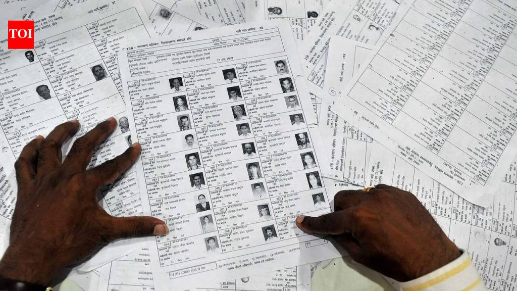 एसआयआर फील्ड तपासणीपूर्वी पुणे जिल्ह्याने 54% मतदारांचे नकाशे तयार केले, शहरी भागात कमकुवत ठिकाणे आहेत