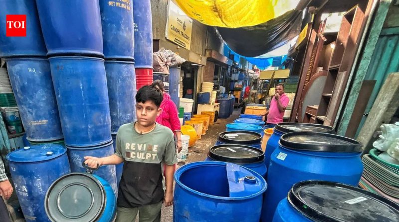 पर्यायी-दिवसीय योजनेचा दुसरा दिवस: खराब दाब आणि उशीर झालेला पाणीपुरवठा पुणेकरांच्या भीतीची पुष्टी करतो