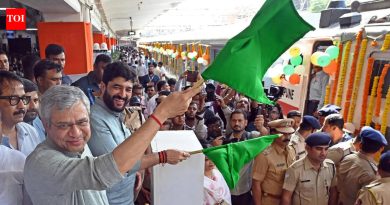 पुणे स्थानकाची गर्दी कमी करण्यासाठी आळंदीत मेगा कोचिंग टर्मिनल