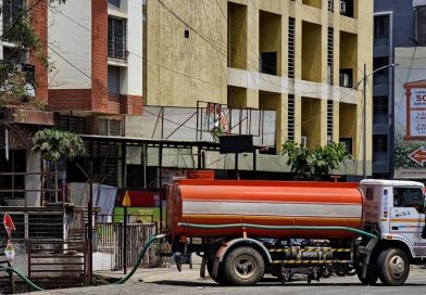 नळ कोरडे पडल्याने, बांधकाम साइट्ससाठी प्रक्रिया केलेले सांडपाणी पाणी अध्यादेश खराब अंमलबजावणीमुळे कमी होते नळ कोरडे पडल्याने, बांधकाम साइट्ससाठी प्रक्रिया केलेले सांडपाणी पाणी अध्यादेश खराब अंमलबजावणीमुळे कमी होते