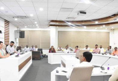 आधीच्या मतदान याद्यांमध्ये अंशतः जुळणारे किंवा तफावत असलेल्या मतदारांना पुरावे सादर करावे लागतील | पुणे बातम्या आधीच्या मतदान याद्यांमध्ये अंशतः जुळणारे किंवा तफावत असलेल्या मतदारांना पुरावे सादर करावे लागतील | पुणे बातम्या