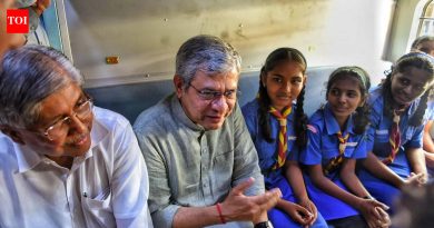 सुधारित पुणे-नाशिक रेल्वे कॉरिडॉरसाठी डीपीआर तयार: वैष्णव | पुणे बातम्या