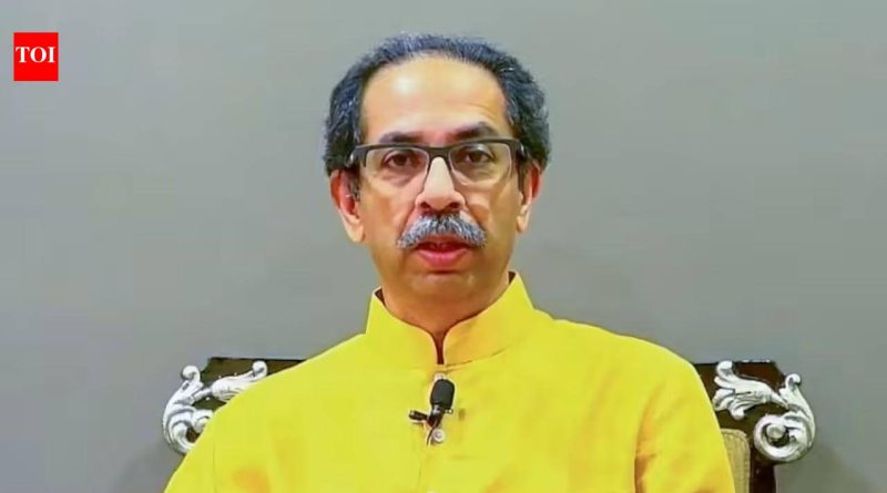 सेना (UBT) दोन खासदारांना मागे ठेवण्याचा प्रयत्न करत आहे सेना (UBT) दोन खासदारांना मागे ठेवण्याचा प्रयत्न करत आहे