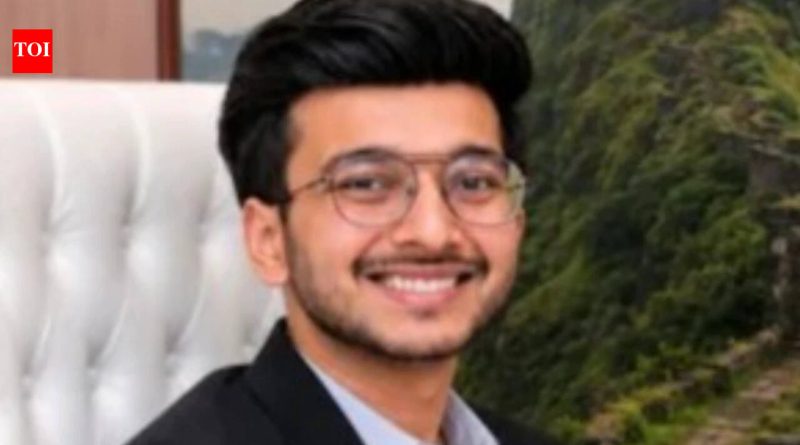 लग्नाच्या काही महिने आधी, मंगेतरसोबत वाढदिवसाला निघालेल्या २६ वर्षीय पुण्याच्या तरुणाचा, लोहगड किल्ल्यावर ४०० फूट पडून दोन मित्रांचा मृत्यू लग्नाच्या काही महिने आधी, मंगेतरसोबत वाढदिवसाला निघालेल्या २६ वर्षीय पुण्याच्या तरुणाचा, लोहगड किल्ल्यावर ४०० फूट पडून दोन मित्रांचा मृत्यू