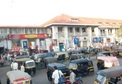 पुणे रेल्वे स्थानकाचा कायापालट होण्यास वेळ लागणार, प्रवाशांची स्टॉपगॅप उपाययोजनांची मागणी