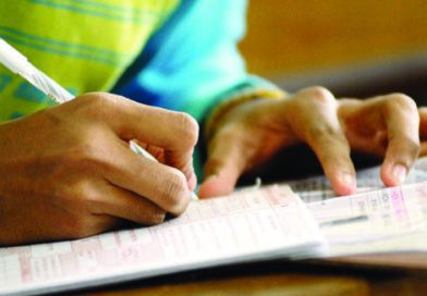 एमपीएससीच्या ऑनलाइन-परीक्षेच्या निर्णयावर प्रतिक्रिया, अंतिम हालचालीपूर्वी सरकारचे मत जाणून घ्या