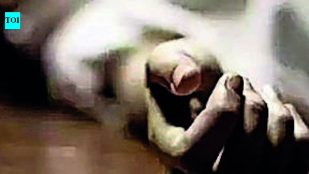 पुण्यात पुतण्याच्या हत्येप्रकरणी महिलेला अटक | पुणे बातम्या