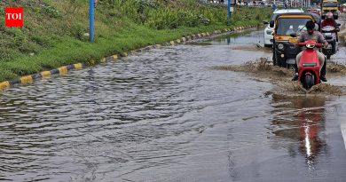 रस्ते पूर, वाहतूक कोलमडणे आणि गोंधळ उडाला: दोन दिवसांच्या पावसामुळे पुण्यातील पायाभूत सुविधांची पडझड झाली आणि पावसाळ्याची खराब तयारी रस्ते पूर, वाहतूक कोलमडणे आणि गोंधळ उडाला: दोन दिवसांच्या पावसामुळे पुण्यातील पायाभूत सुविधांची पडझड झाली आणि पावसाळ्याची खराब तयारी