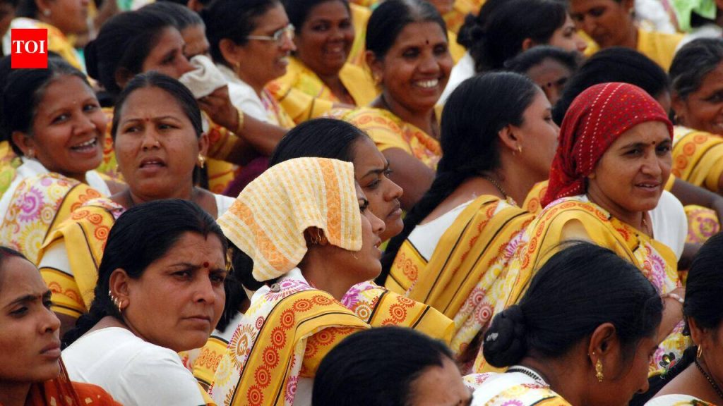 WCD मंत्री: अंगणवाडी मानधन मे पर्यंत मंजूर, नवीन प्रणालीमध्ये संक्रमणामुळे विलंब