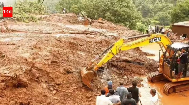 पुण्यात घरावर दरड कोसळल्याने कुटुंब अडकल्याची भीती; बचाव कार्य सुरू | पुणे बातम्या पुण्यात घरावर दरड कोसळल्याने कुटुंब अडकल्याची भीती; बचाव कार्य सुरू | पुणे बातम्या