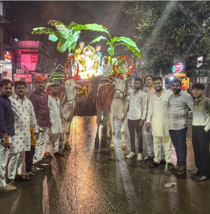 जिजामाता चौक सार्वजनिक गणेशोत्सव मंडळाचा पर्यावरणपूरक आदर्श:सनई-चौघड्याच्या मंगलधूनित सर्जा-राजा च्या साथीने गणरायाचे आगमन